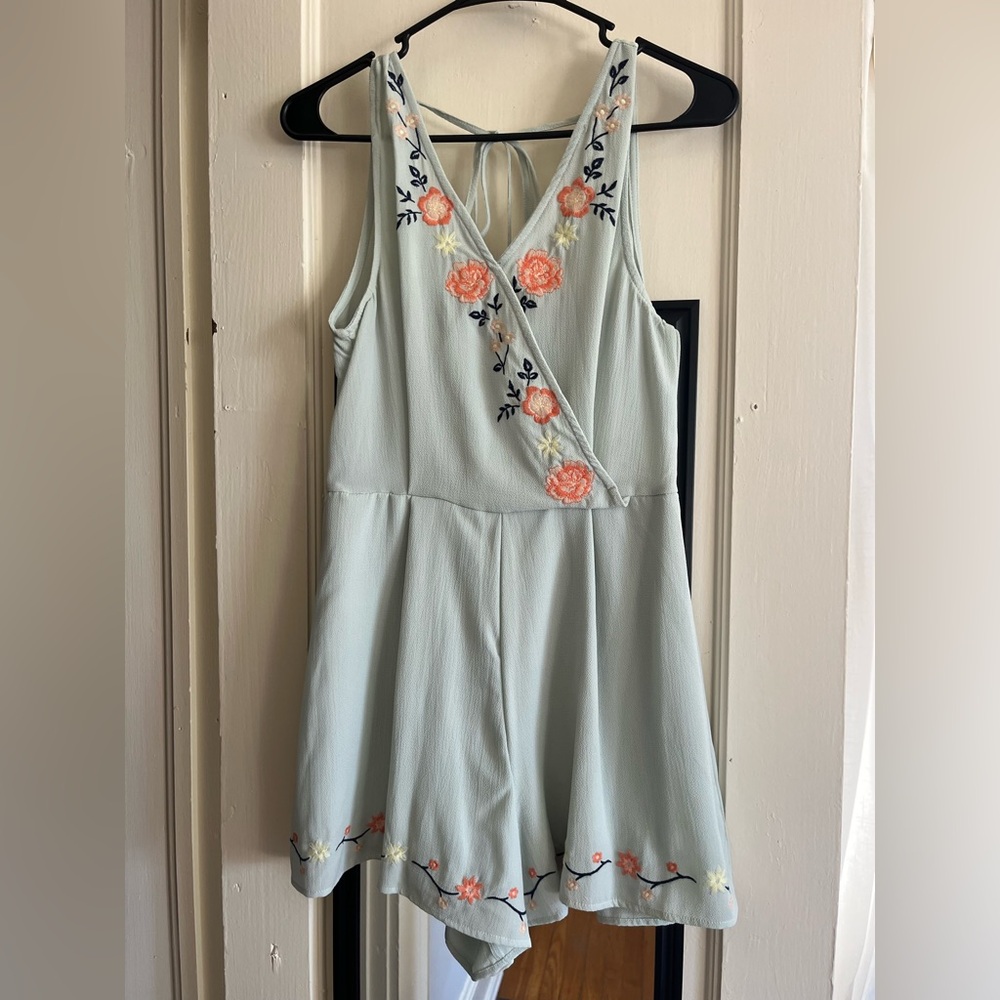 Floral Embroidered Sleeveless Romper